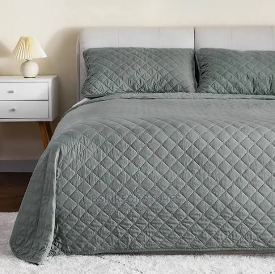 Quilted Bedspread Set